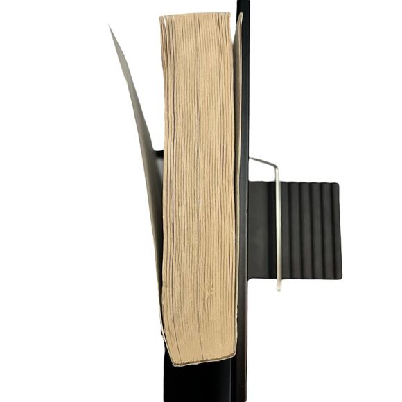 Gone Girl (Movie Tie-In Edition): A Novel -Book by Gillian Flynn - Picture 4 of 8